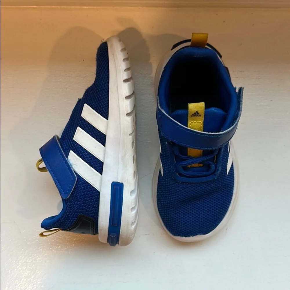 Boys Adidas Sneakers